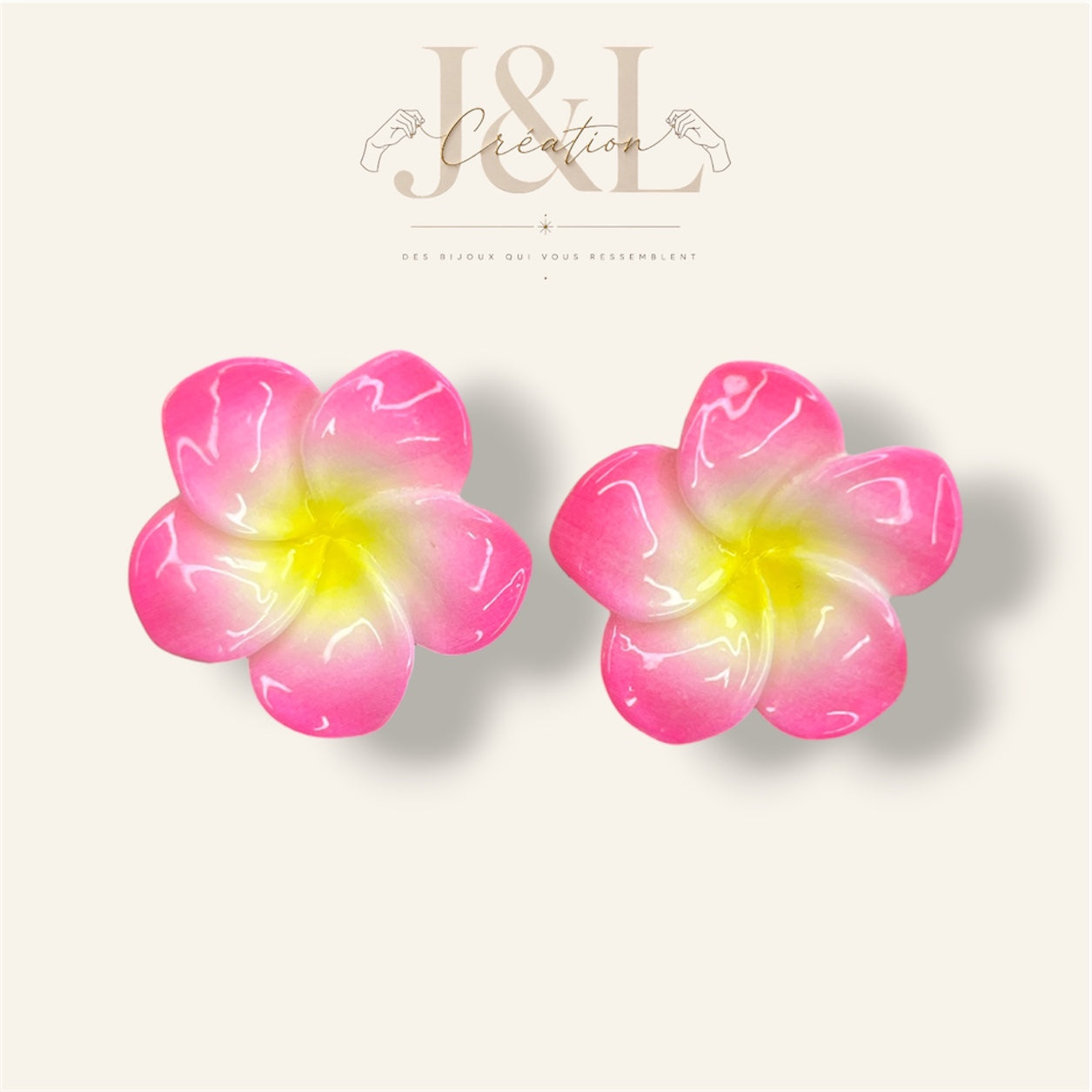 Boucles d’oreilles fleur de tiaré rose